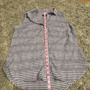 Talbots Petite Sleeveless Blouse M Black Lilac Button-Down Casual Top